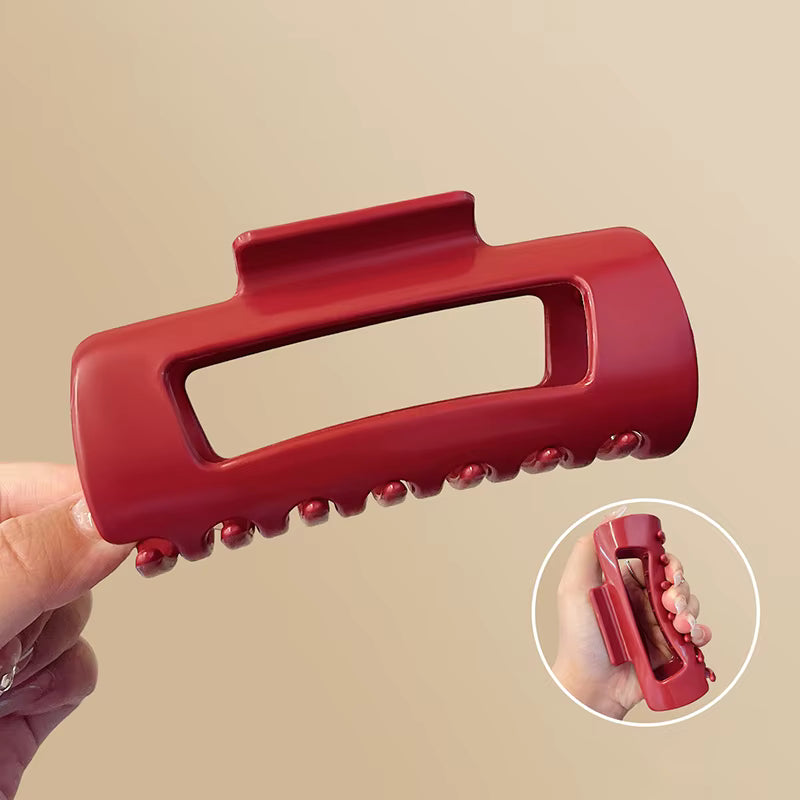 Elora Clip